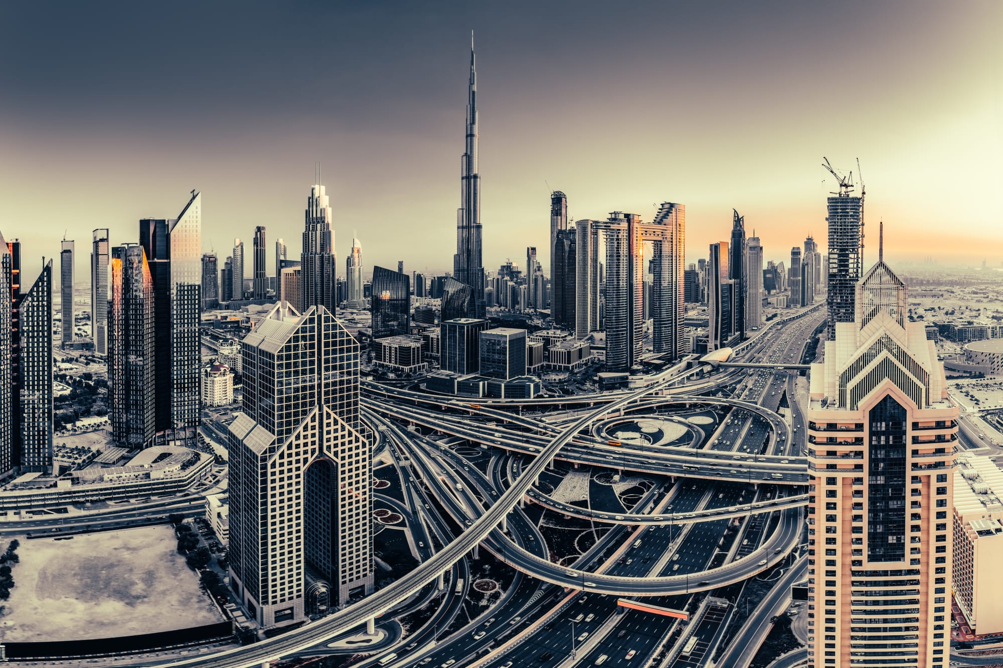 The Definitive Guide to Affluent Advertising Opportunities in the UAE for 2025